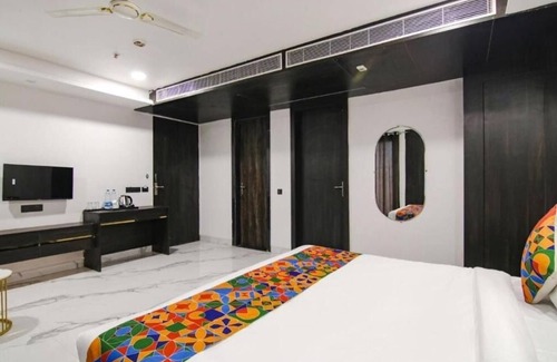 Karkardooma Hotel | Hotel Grey Sky