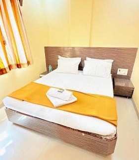 Shirdi Hotel | HOTEL GRKK - Near Shri Saibaba Samadhi Temple Shirdi