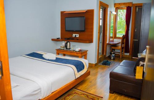 Bardibas Hotel | Hotel Gunja
