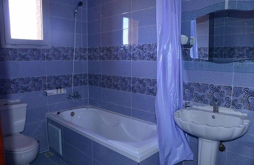 Beni Mellal Hotel | Hotel Hadaik Ain Asserdoune