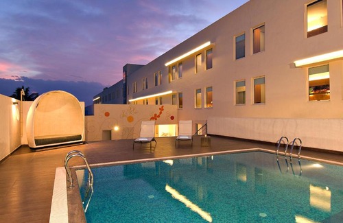 Sholinganallur Hotel | Hotel Halez