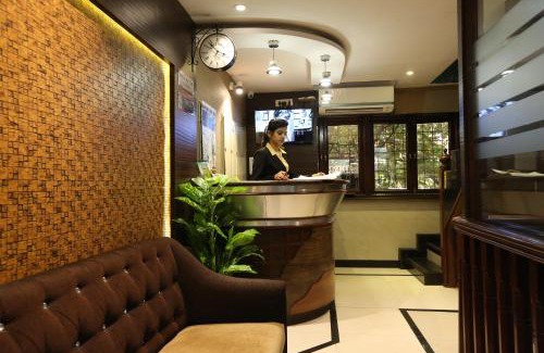 Dadar East Hotel | Hotel Happyland