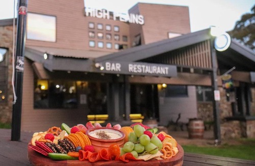 Dinner Plain Hotel | Hotel High Plains
