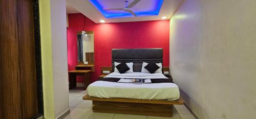 Vadodara Hotel | Hotel Hill View