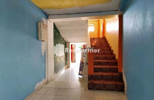 Buton Babau Hotel | Hotel Hing Amimah Mitra RedDoorz