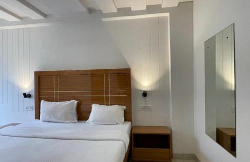 Cidco Hotel | Hotel Holiday Pride