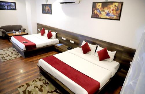 Amritsar Hotel | Hotel Hollywood Heights near Railway station