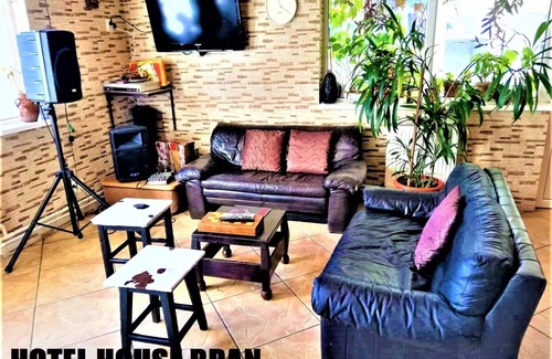 Busteni Apartment | HOTEL HOUSE BRAN 21 (* stars) STR. GARII 2B BUSTENI