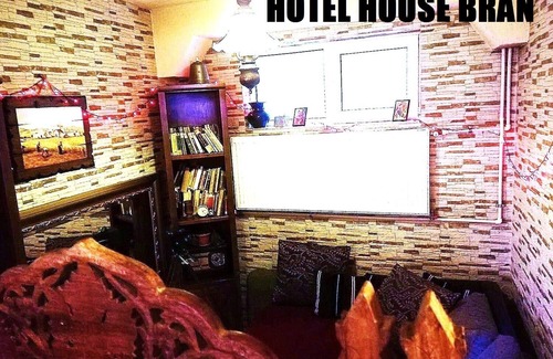Busteni Hotel | HOTEL HOUSE BRAN 33 (* stars) STRADA GARII 2B BUSTENI
