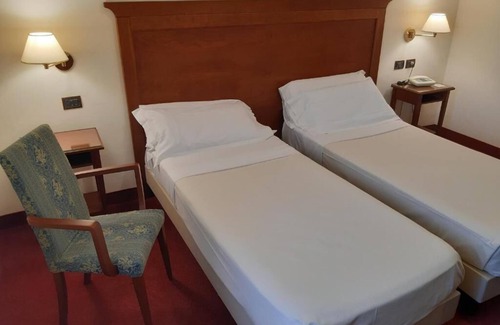 Modugno Hotel | Hotel HR
