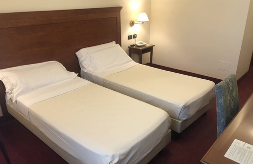 Modugno Hotel | Hotel HR