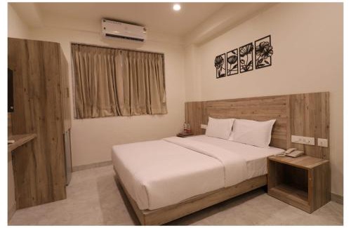 Solapur Hotel | Hotel Jay Palace Inn