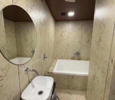 Vadodara Hotel | Hotel K Max