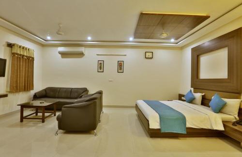 Ahmedabad City Centre Hotel | Hotel Kamran Palace