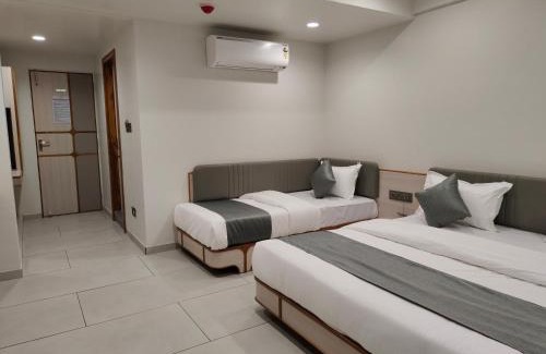 Ahmedabad City Centre Hotel | Hotel Kozar