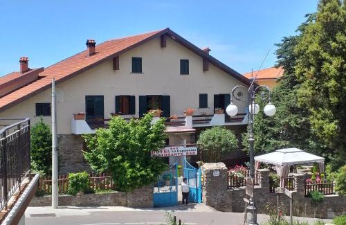 Aritzo Hotel | Hotel La Capannina