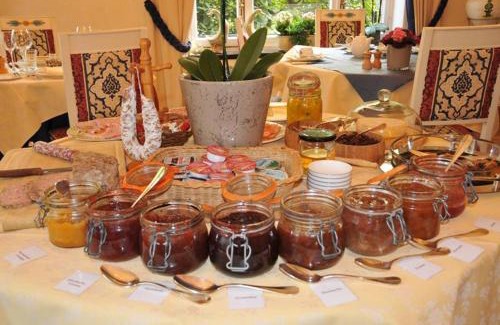 Bouillon Hotel | Hotel La Ferronniere