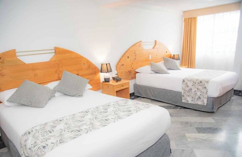 Ibarra Hotel | Hotel La Giralda