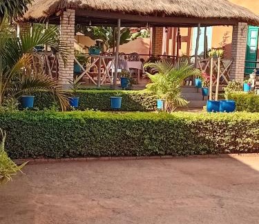 Ambalavao Hotel | Hotel La Résidence du Betsileo