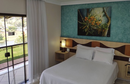 Dois Vizinhos Hotel | Hotel Lago Dourado
