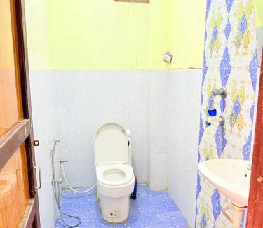Kathmandu Valley Hotel | Hotel Laliguras AC rooms