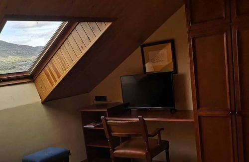 El Grado Hotel | Hotel Las Acacias