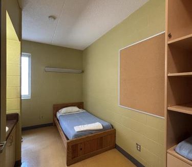 Waterloo Apartment | Hotel Laurier - King Street Residence