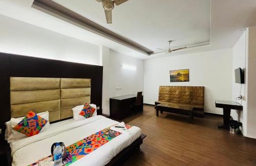 Kalkaji Hotel | Hotel Le Grand - Kalka ji