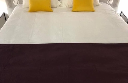 Orchies Hotel | Hotel Le Manoir