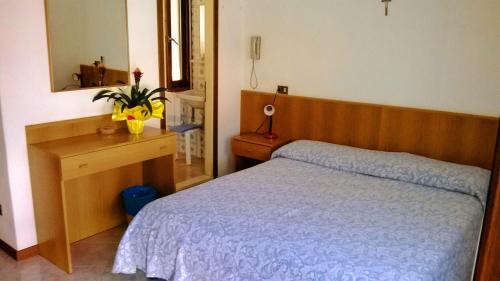 Old Town Hotel | Hotel Le Star