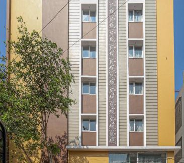 Dwaraka Nagar Hotel | Hotel Lemon Park
