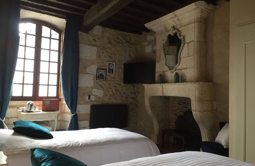 Bourdeilles Hotel | Hotel les Griffons