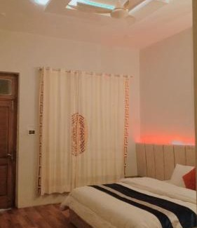 Shangla Hotel | Hotel Leshan