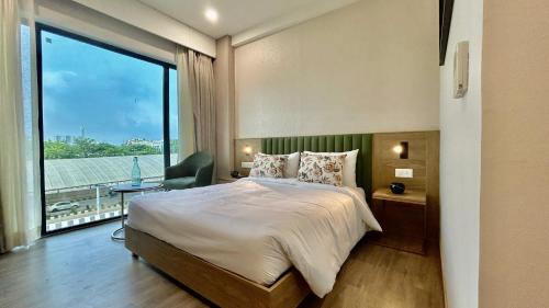 South City I Hotel | Hotel Limon & Banquet Sector 29, Gurgaon