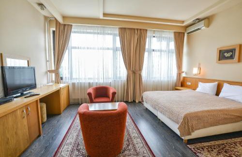 Tetovo Hotel | Hotel Lirak