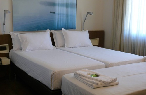 Boo de Guarnizo Hotel | Hotel Los Ángeles