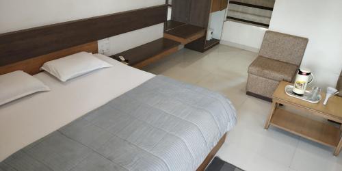 Jalgaon Hotel | Hotel Mahendra