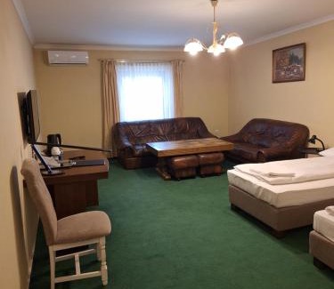Ostrow Wielkopolski Hotel | Hotel Malwa