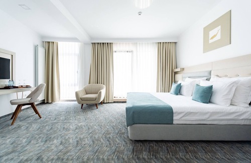 Mamaia-Sat Hotel | Hotel Manor