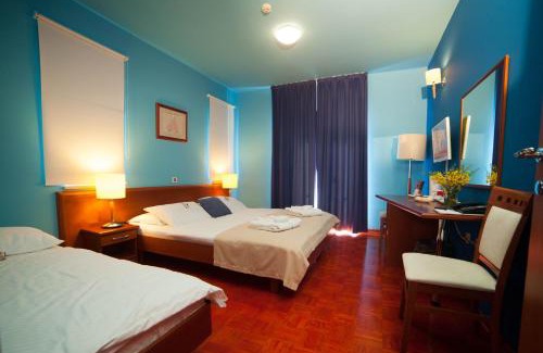 Nerezine Hotel | Hotel Manora