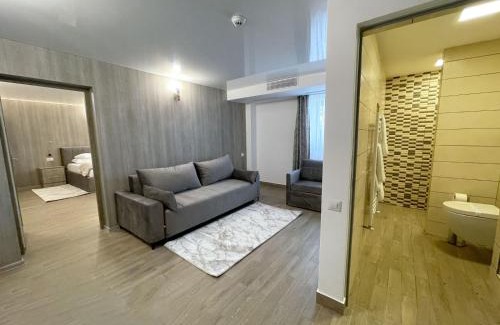 Roman Hotel | Hotel Mariko Inn