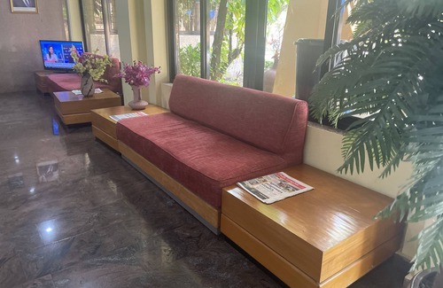 Nungua Hotel | Hotel Marjorie 'Y'
