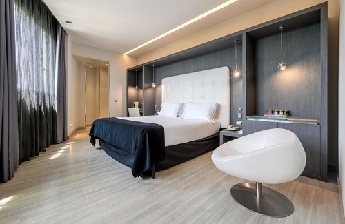 Alameda de Osuna Hotel | Hotel Maydrit Airport