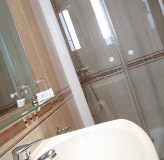 Golden Triangle of Art Hotel | Hotel Mediodia