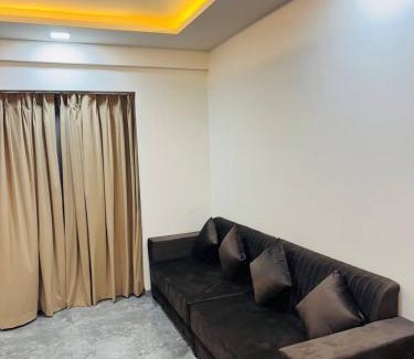 Nashik Hostel | Hotel Mighter Crest