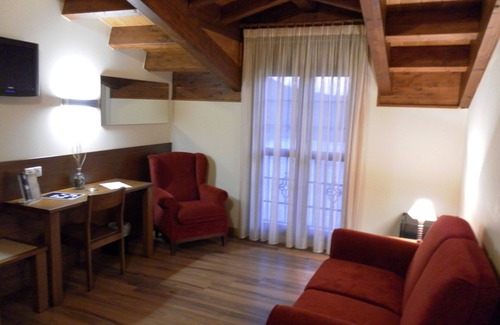 Milagros Hotel | Hotel Milagros Rio Riaza