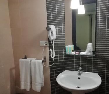 Valverde del Camino Hotel | Hotel Montearoma