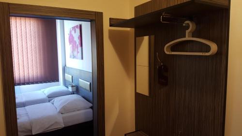 Bruntal Hotel | Hotel Montenegro