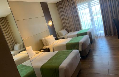Tagaytay Hotel | Hotel Monticello Tagaytay