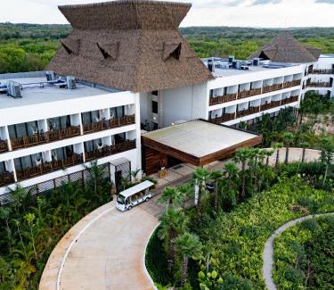 Santa Elena Hotel | Hotel Mundo Maya Nuevo Uxmal